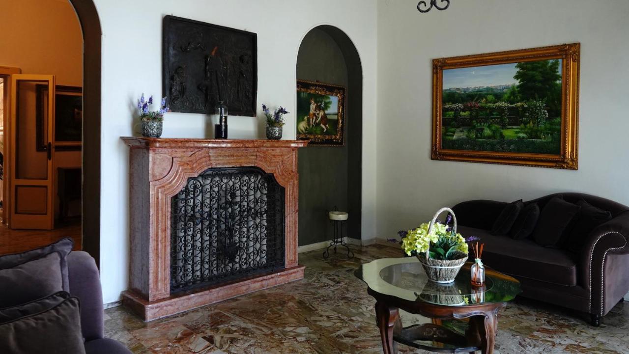 Villa Mimosa Au Lac - Estella Hotels Italia ตอสโกลาโน มาแดร์โน ภายนอก รูปภาพ
