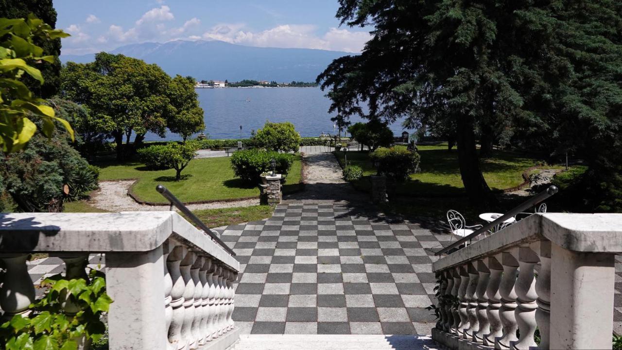 Villa Mimosa Au Lac - Estella Hotels Italia ตอสโกลาโน มาแดร์โน ภายนอก รูปภาพ
