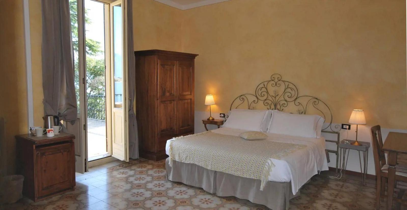 Villa Mimosa Au Lac - Estella Hotels Italia ตอสโกลาโน มาแดร์โน ภายนอก รูปภาพ