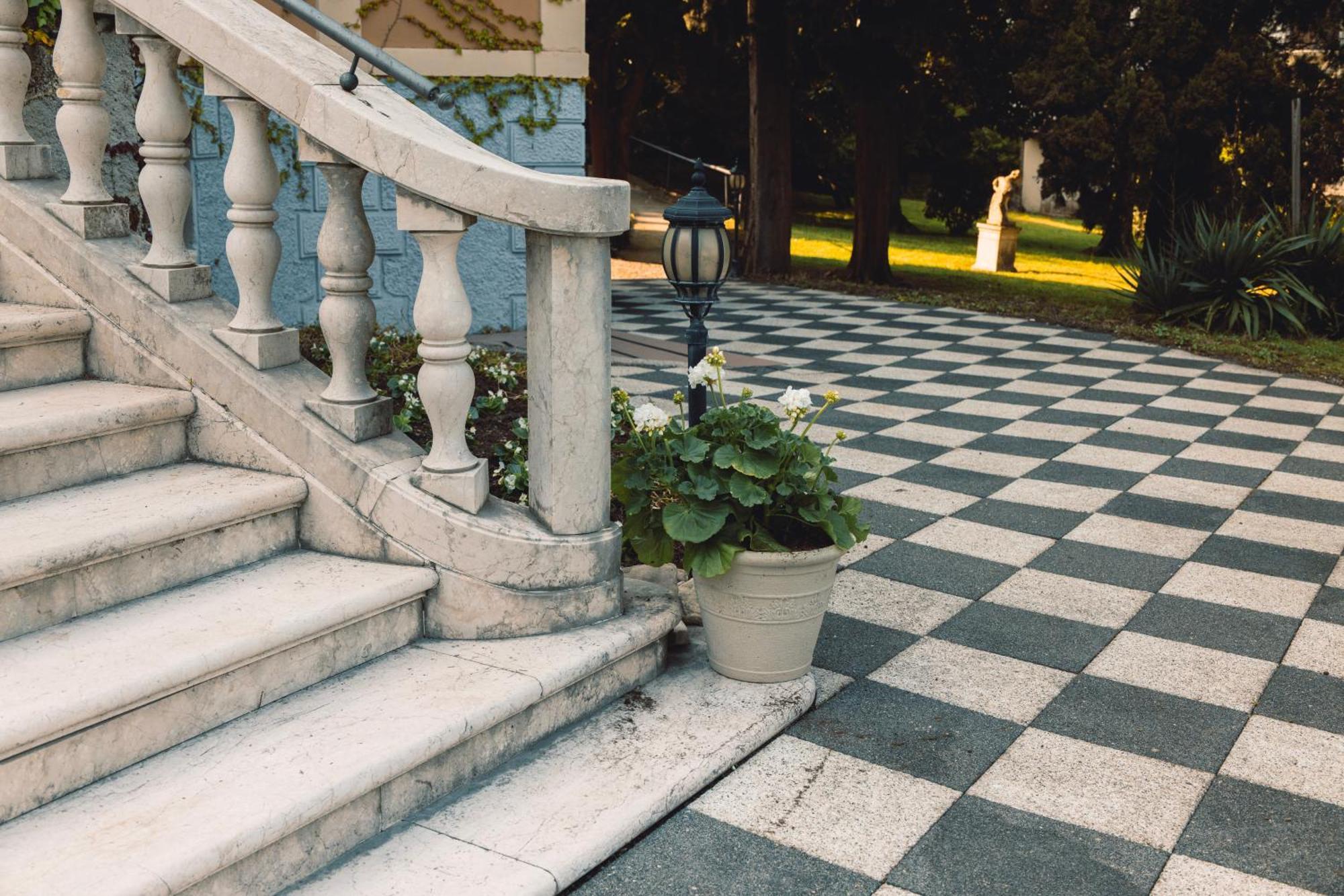 Villa Mimosa Au Lac - Estella Hotels Italia ตอสโกลาโน มาแดร์โน ภายนอก รูปภาพ