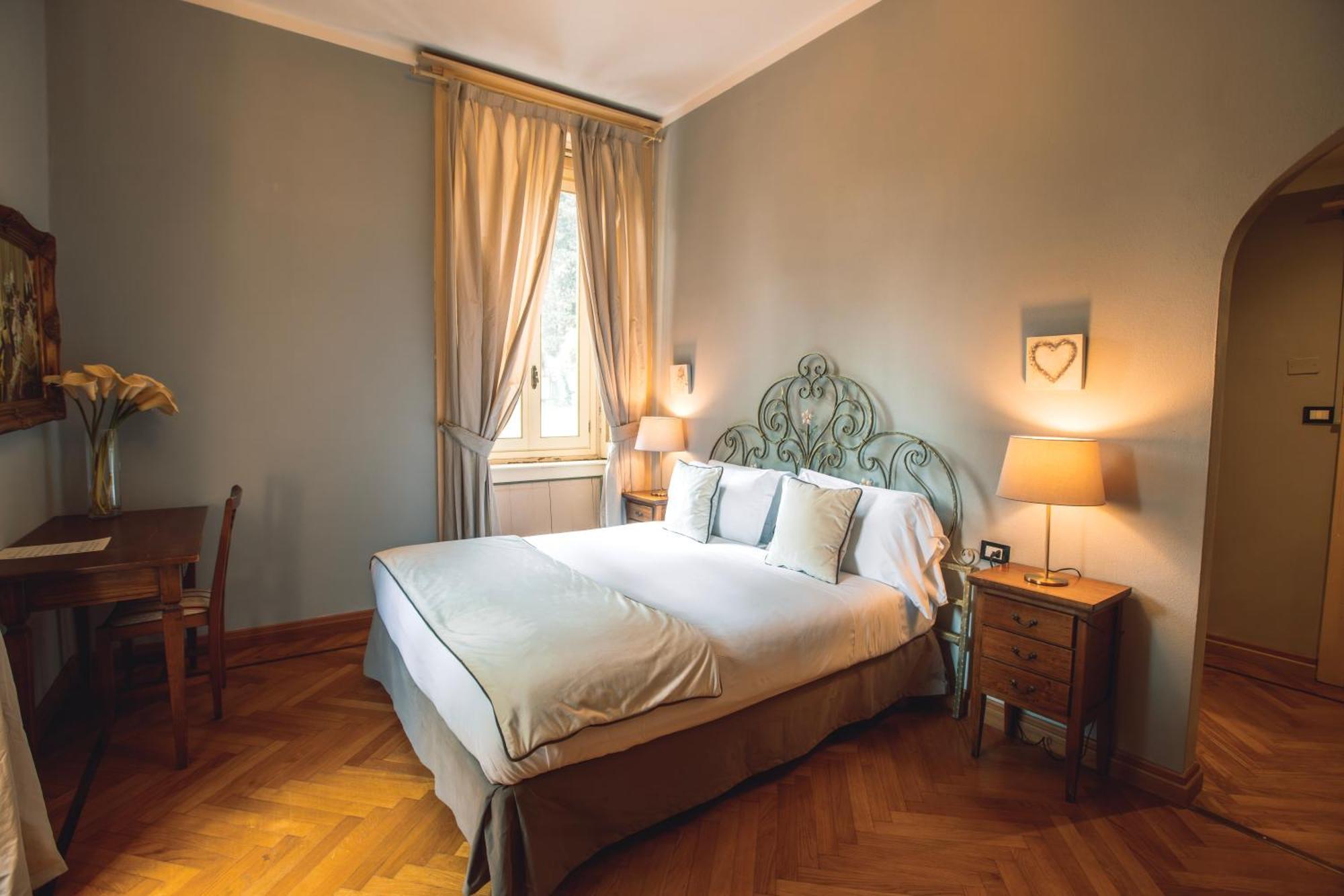 Villa Mimosa Au Lac - Estella Hotels Italia ตอสโกลาโน มาแดร์โน ภายนอก รูปภาพ