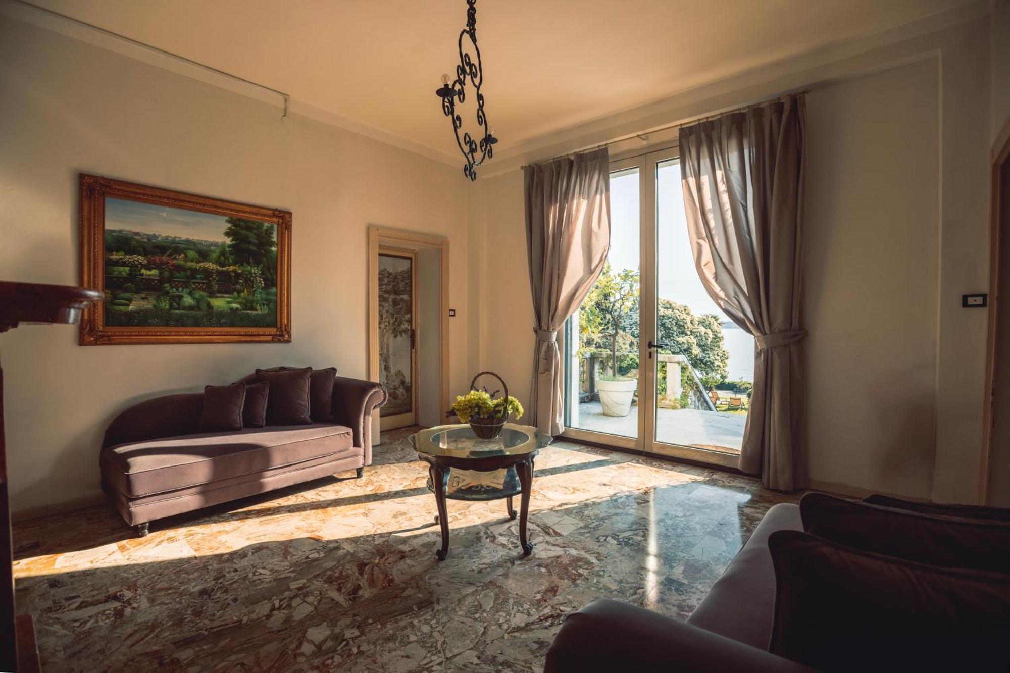 Villa Mimosa Au Lac - Estella Hotels Italia ตอสโกลาโน มาแดร์โน ภายนอก รูปภาพ