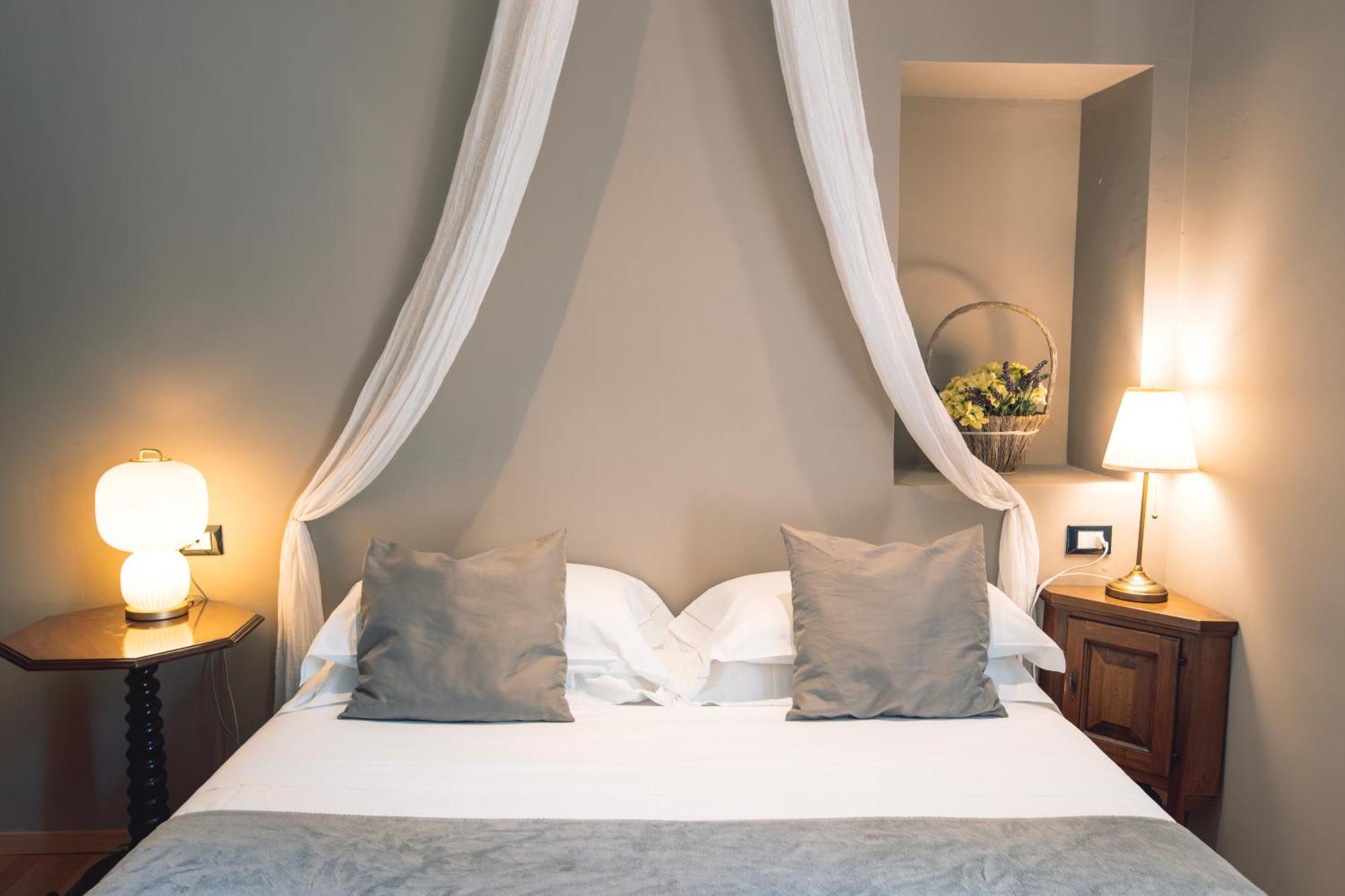 Villa Mimosa Au Lac - Estella Hotels Italia ตอสโกลาโน มาแดร์โน ภายนอก รูปภาพ